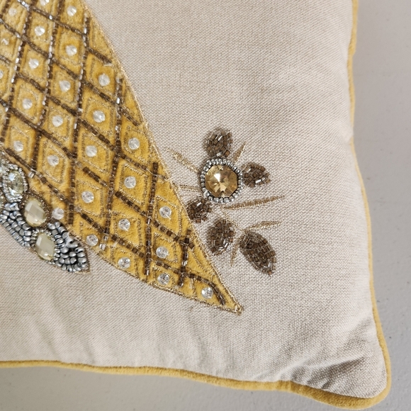 Pier 1 Imports Beaded Jeweled Embroidered Owl Pillow 14" x 14" Yellow Silver - Picture 5 of 9